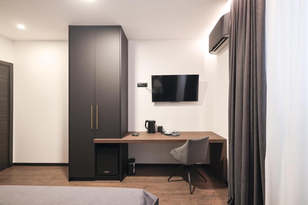 City Premium Rooms Old Town Zara Esterno foto